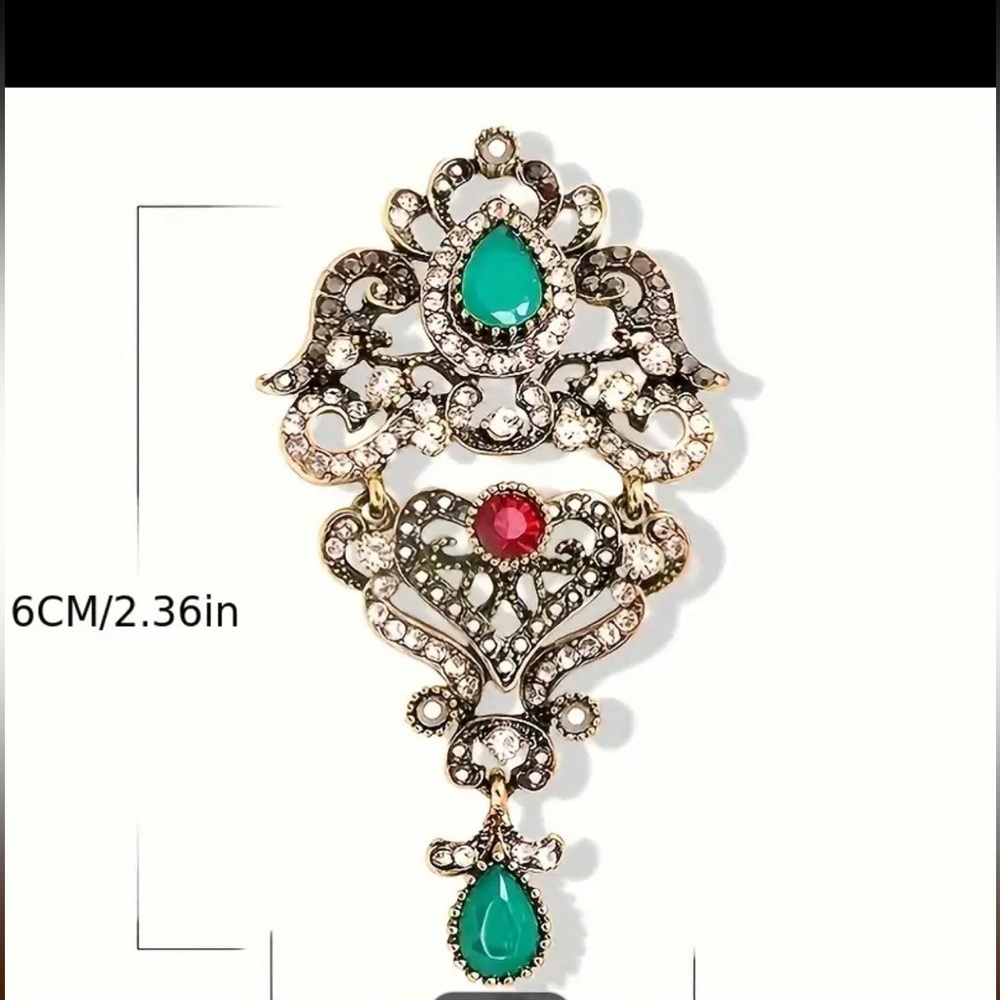 Victorian, Baroque, Gothic Crystal Flower in Aged Silver Tone Brooch, Lapel Pin - Picture 5 of 7